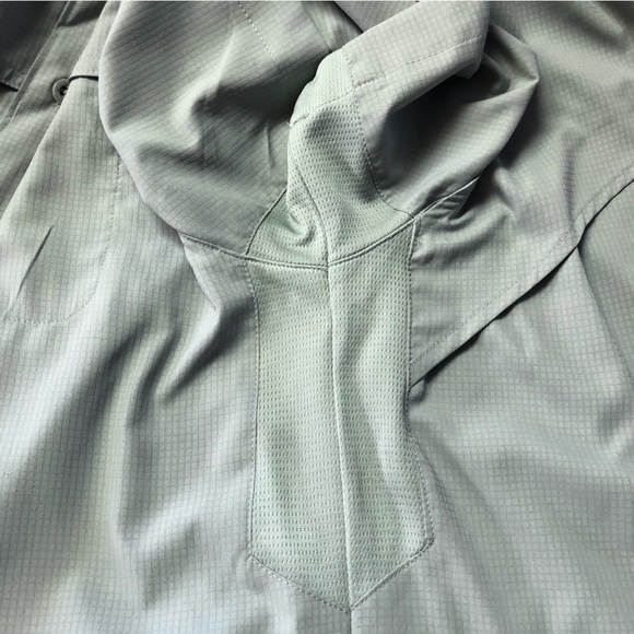 Reel Legends Vented Grey Lightweight Fishing Short Sleeve Shirt Size Large - Picture 8 of 11